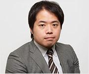 山口 顕